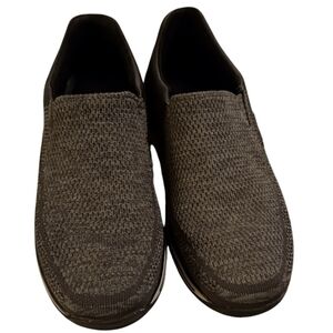 Men's Gray Skechers 9.5 EUC